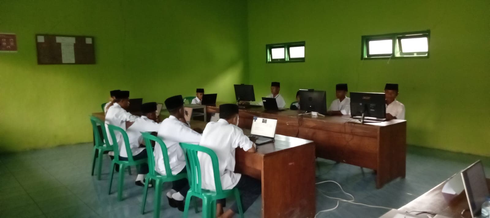 SMP-SMA Fullday School